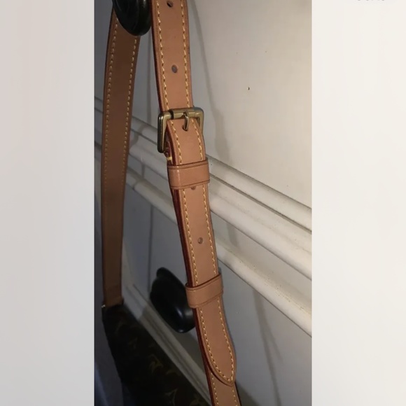 EUC VINTAGE authentic vintage LOUIS VUITTON Monogram Musette Tango. 🤎✨SALE!✨ - Picture 13 of 15